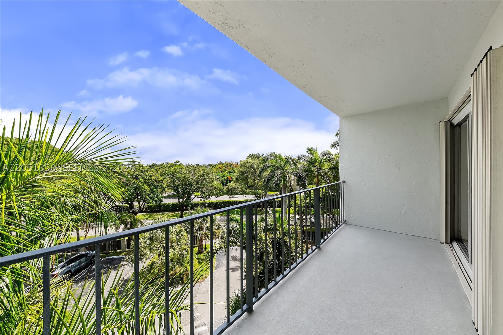 CAMINO CIRCLE CONDO - Residential