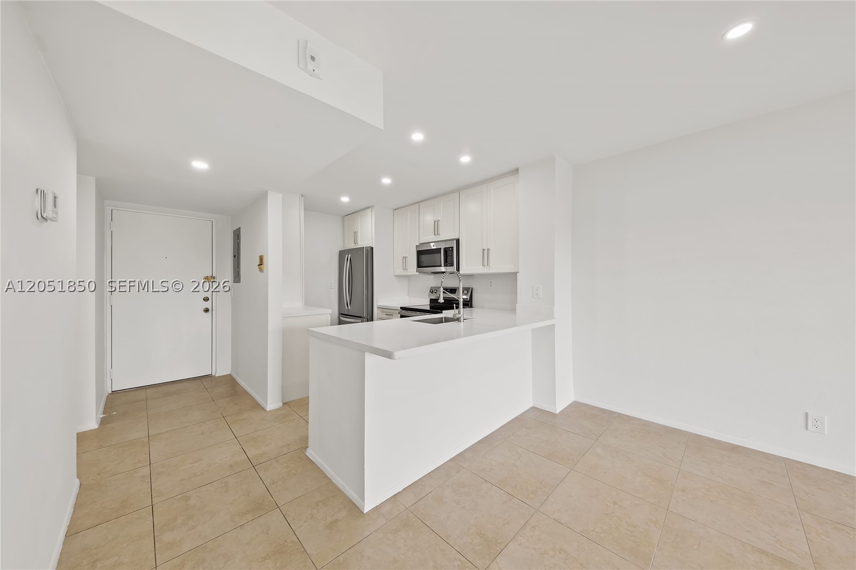 CAMINO CIRCLE CONDO - Residential