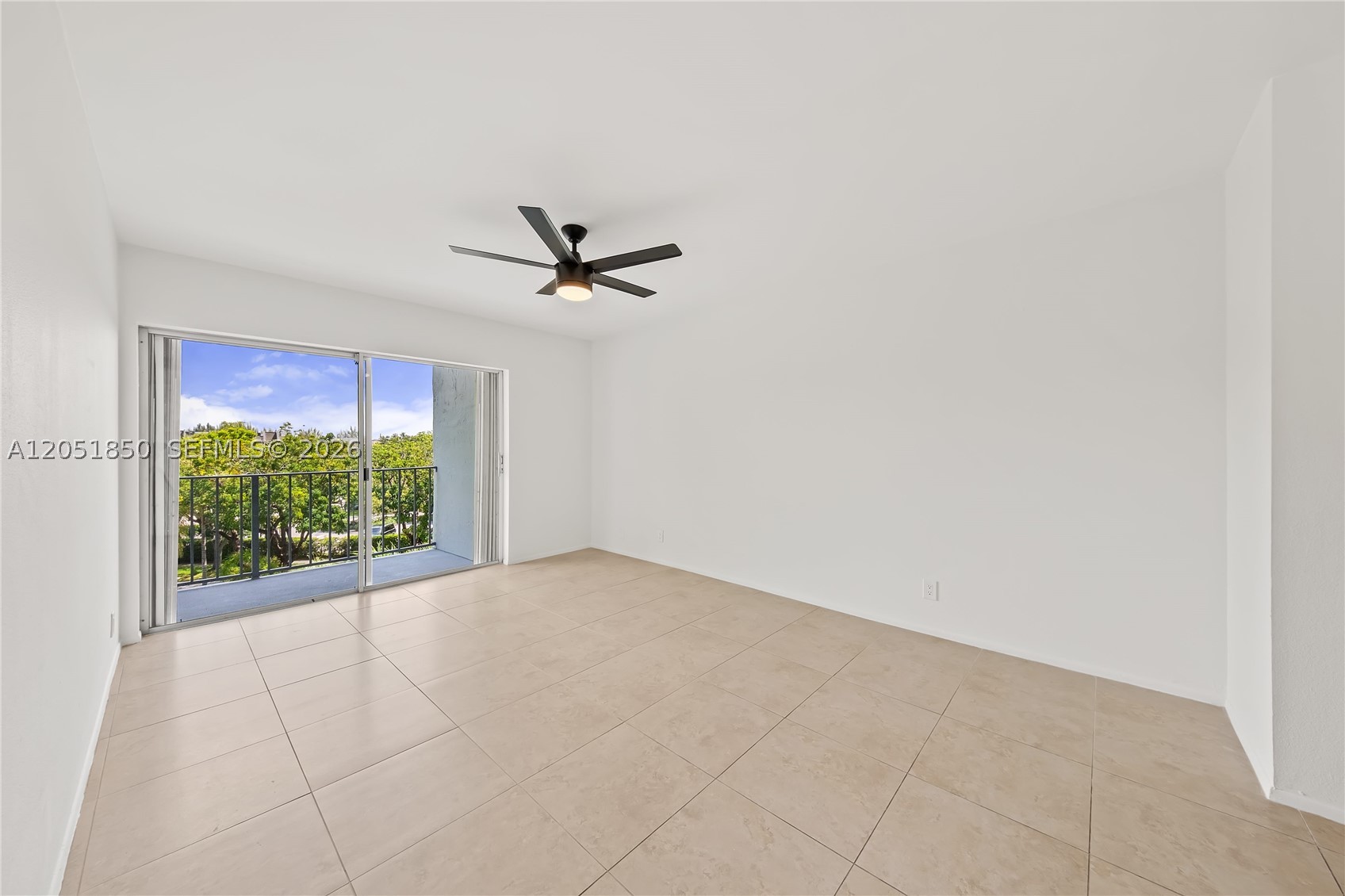 CAMINO CIRCLE CONDO - Residential