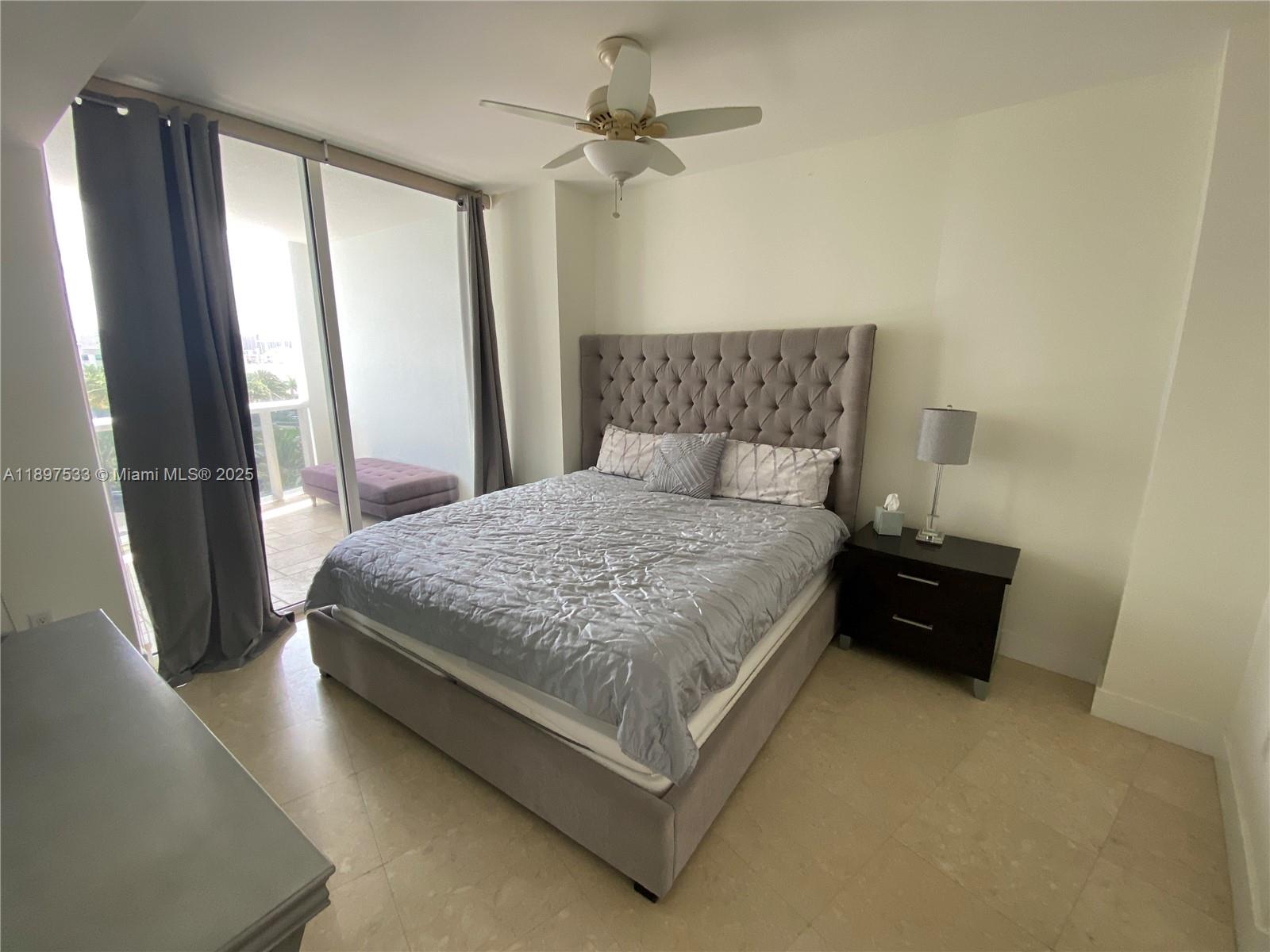 TRUMP ROYALE CONDO - Residential