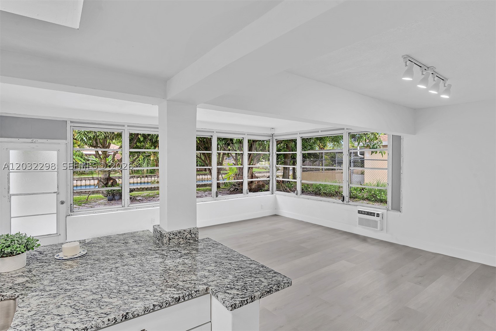 OAKLAND ESTATES 6TH SEC - Residential