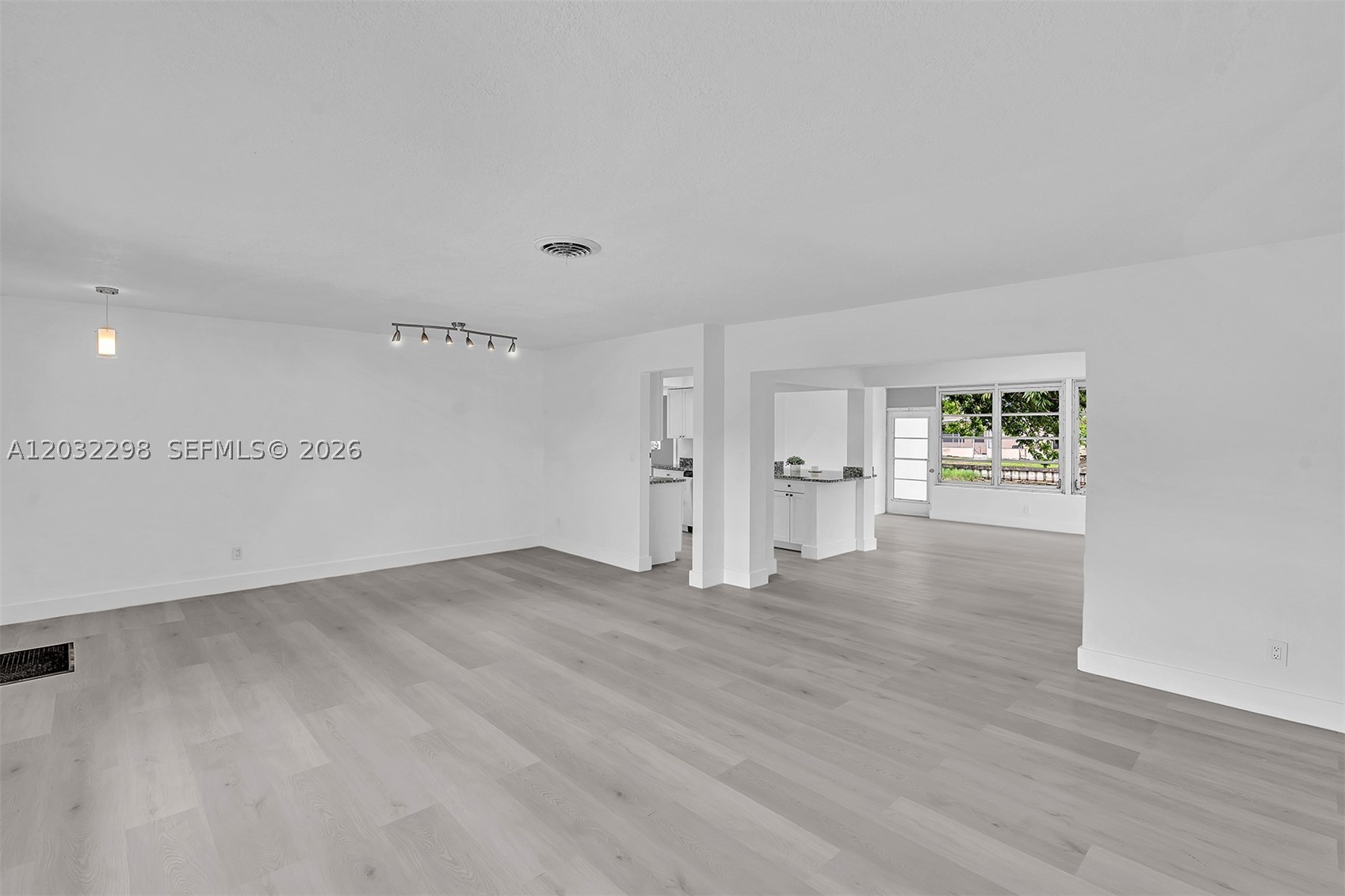 OAKLAND ESTATES 6TH SEC - Residential