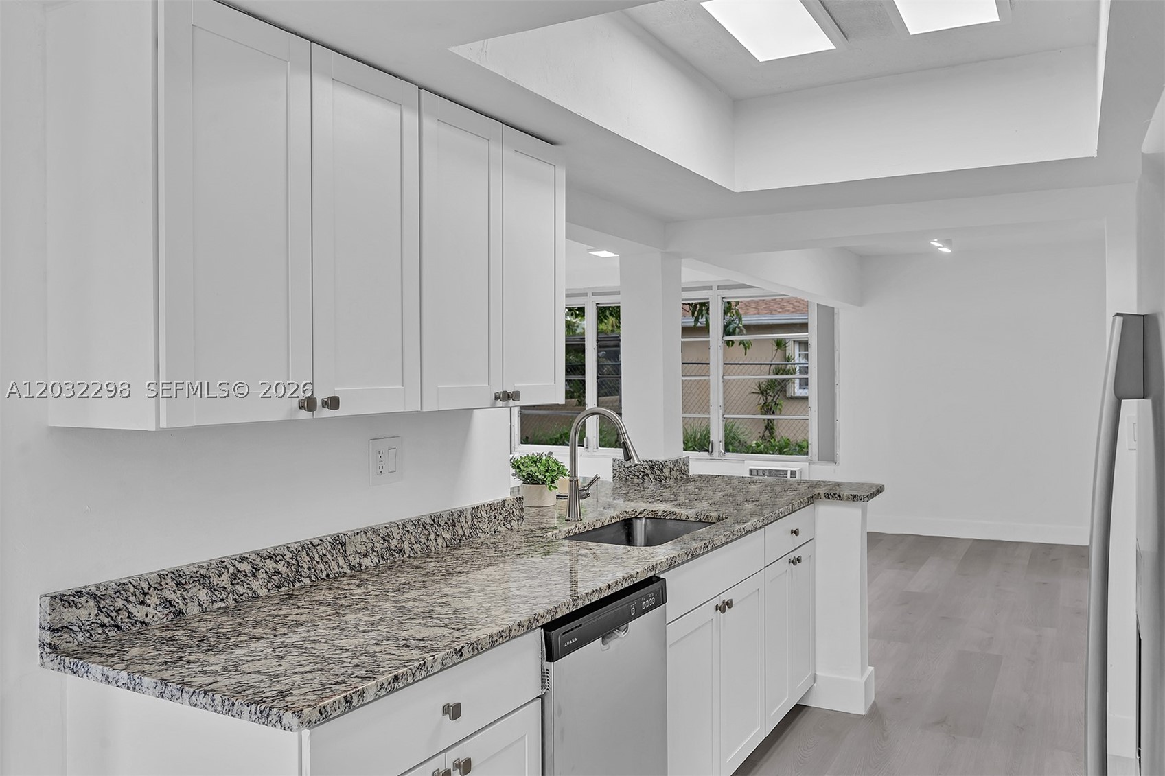 OAKLAND ESTATES 6TH SEC - Residential