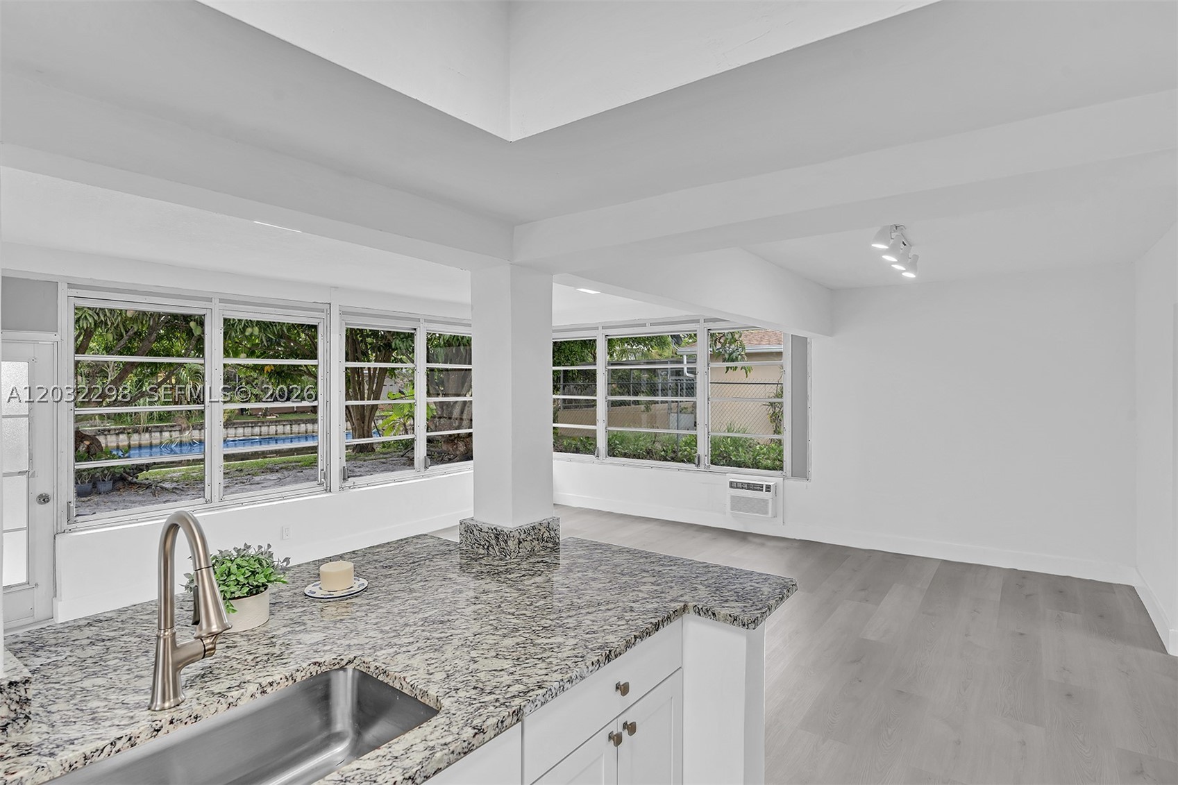 OAKLAND ESTATES 6TH SEC - Residential