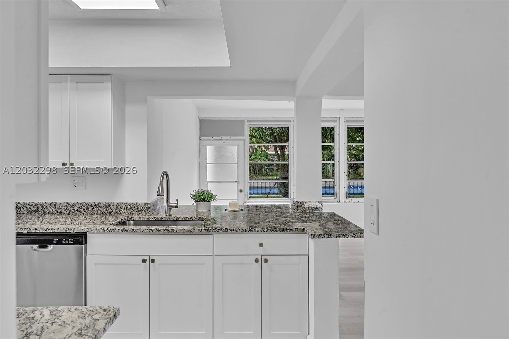 OAKLAND ESTATES 6TH SEC - Residential
