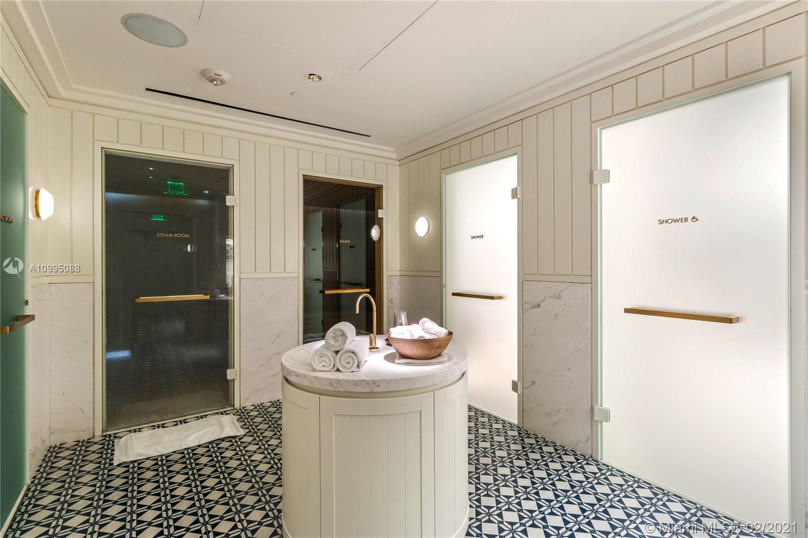 SURF CLUB CONDO - Residential