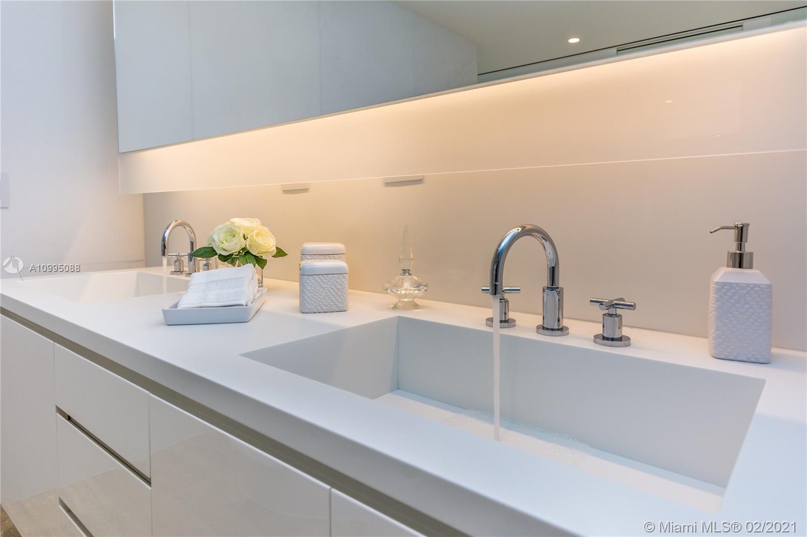 SURF CLUB CONDO - Residential