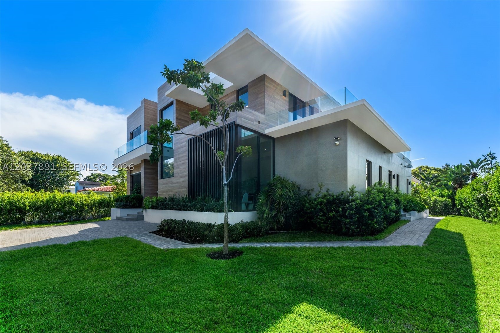 NAUTILUS EXTENSION 2ND - Residential