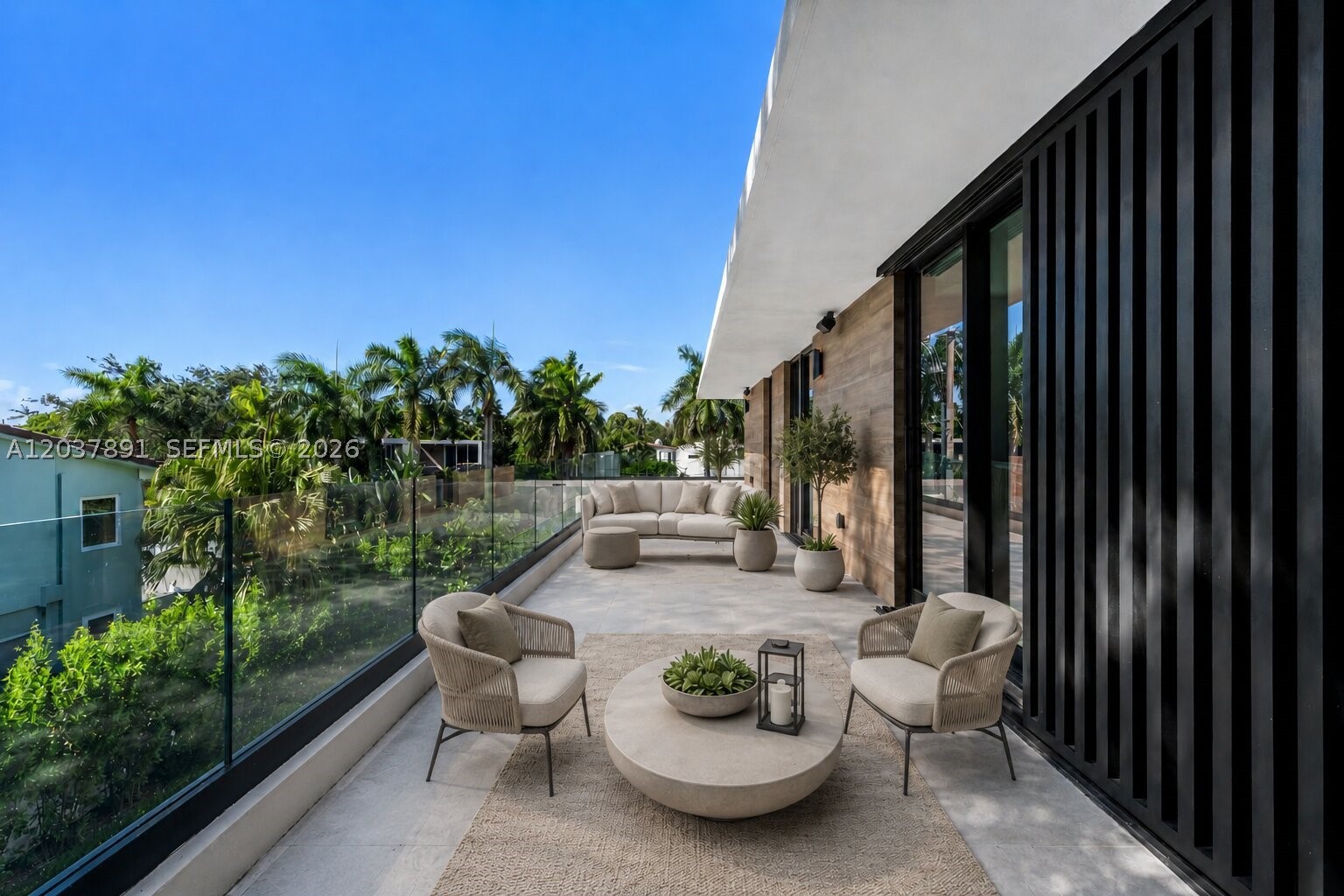 NAUTILUS EXTENSION 2ND - Residential