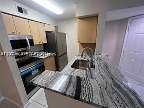 SUNDANCE AT DAVIE CONDO - Residential Lease