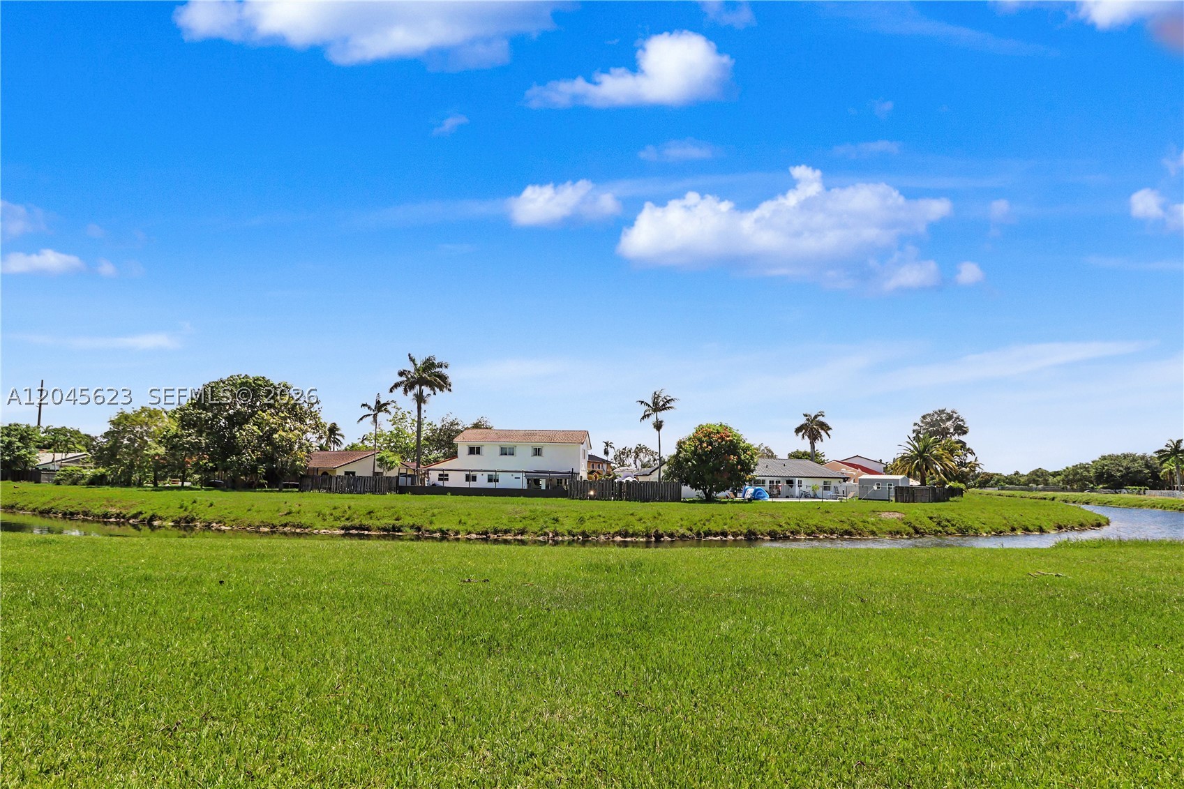 COUNTRY WALK SEC 1 - Residential