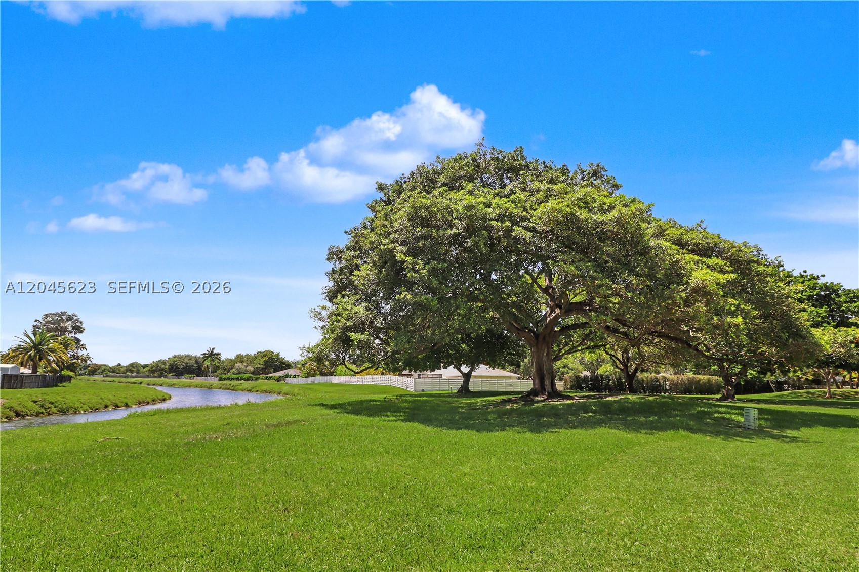 COUNTRY WALK SEC 1 - Residential