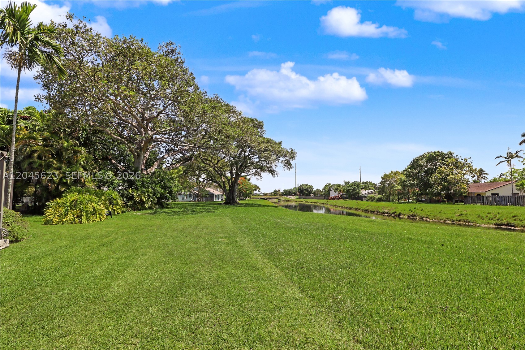 COUNTRY WALK SEC 1 - Residential