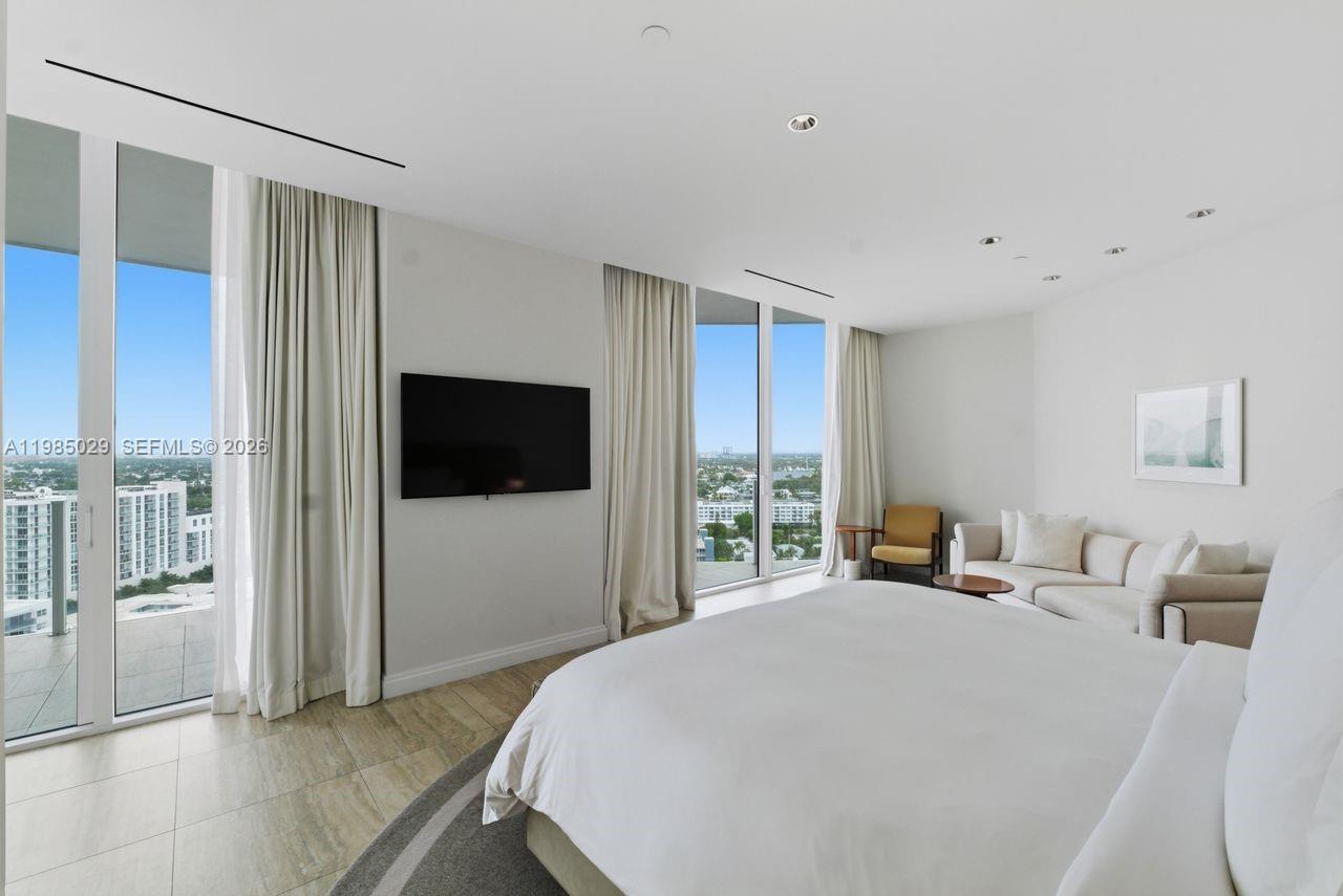 Four Seasons - Residential