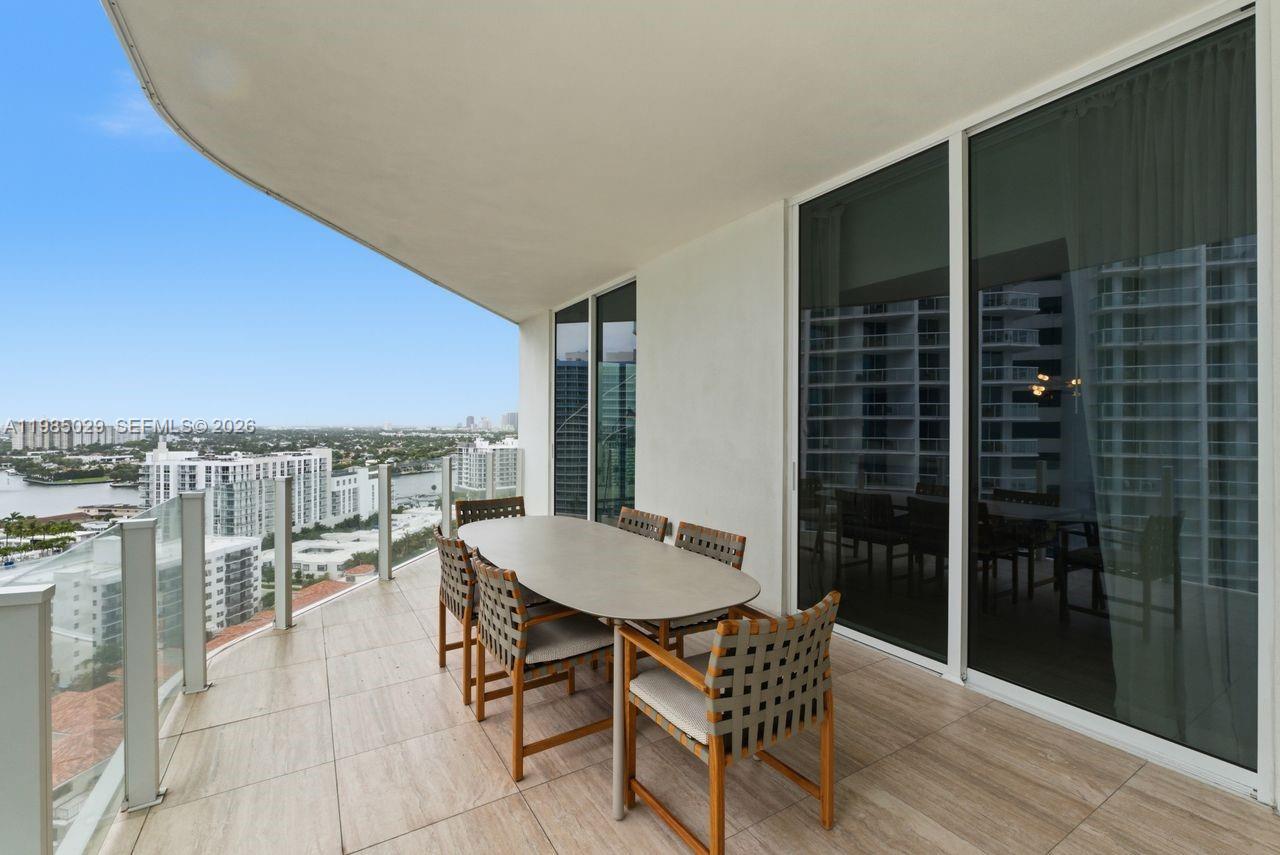 Four Seasons - Residential