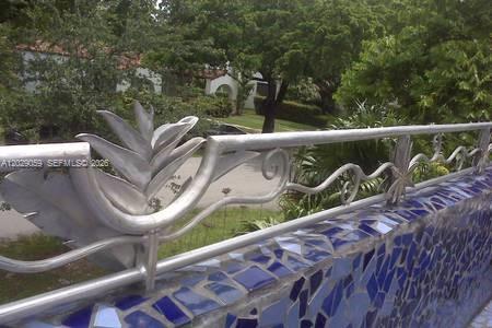 GRANADA - Residential Lease