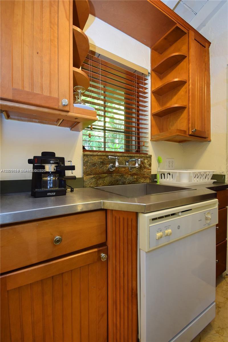 GRANADA - Residential Lease