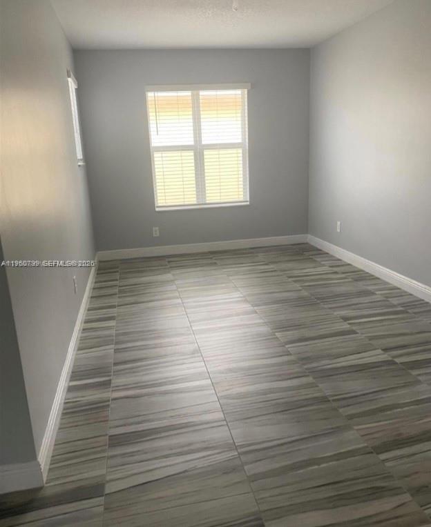 CRYSTAL LAKE 1ST SEC - Residential Lease