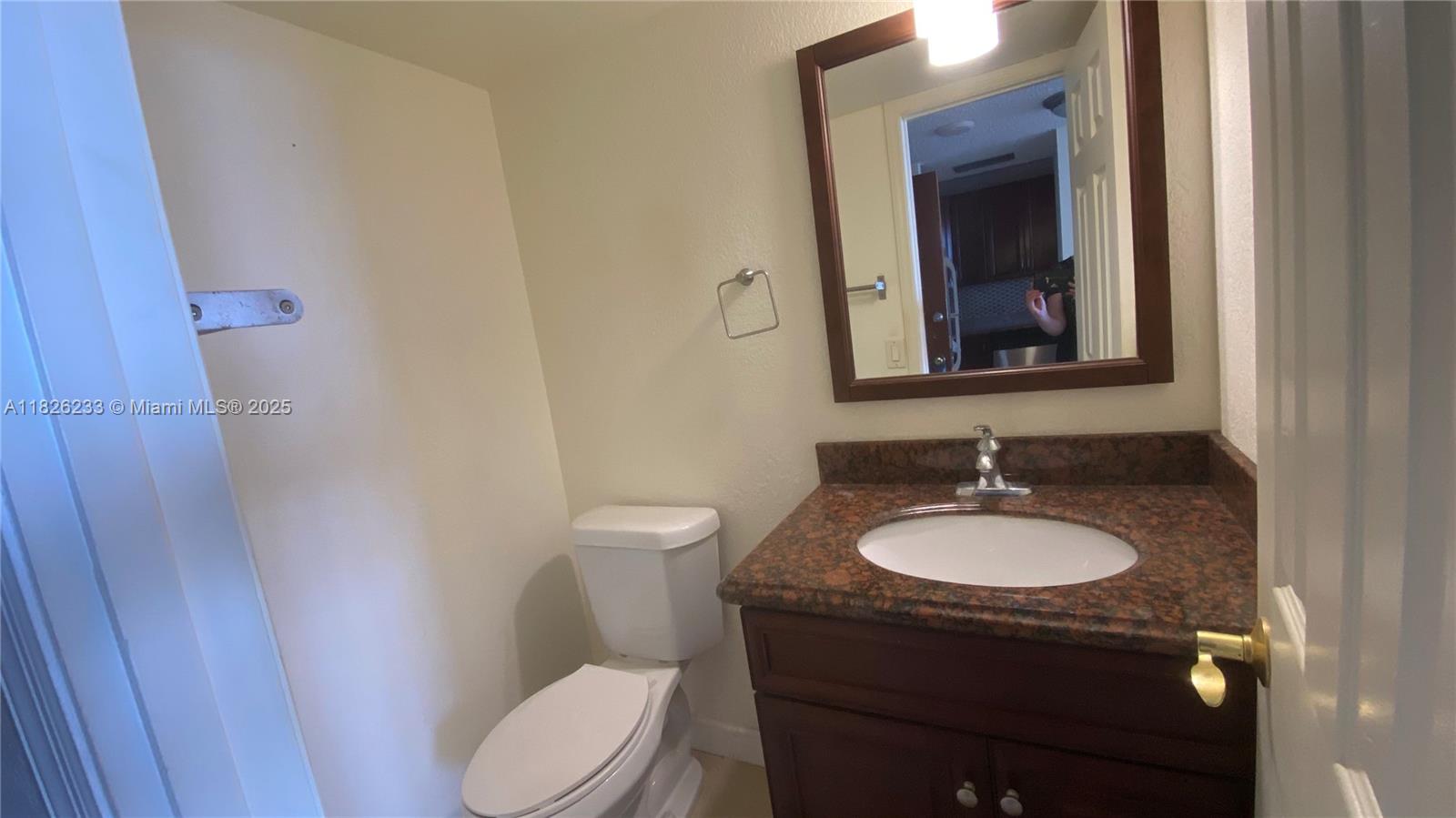 CRESTVIEW TOWERS CONDO - Residential
