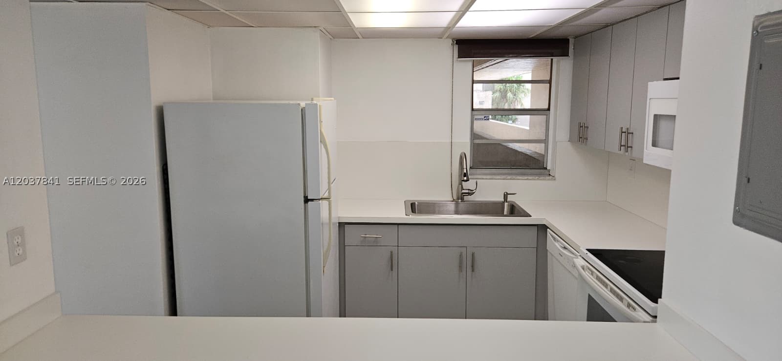 PINEBARK CONDO NO 1 - Residential Lease