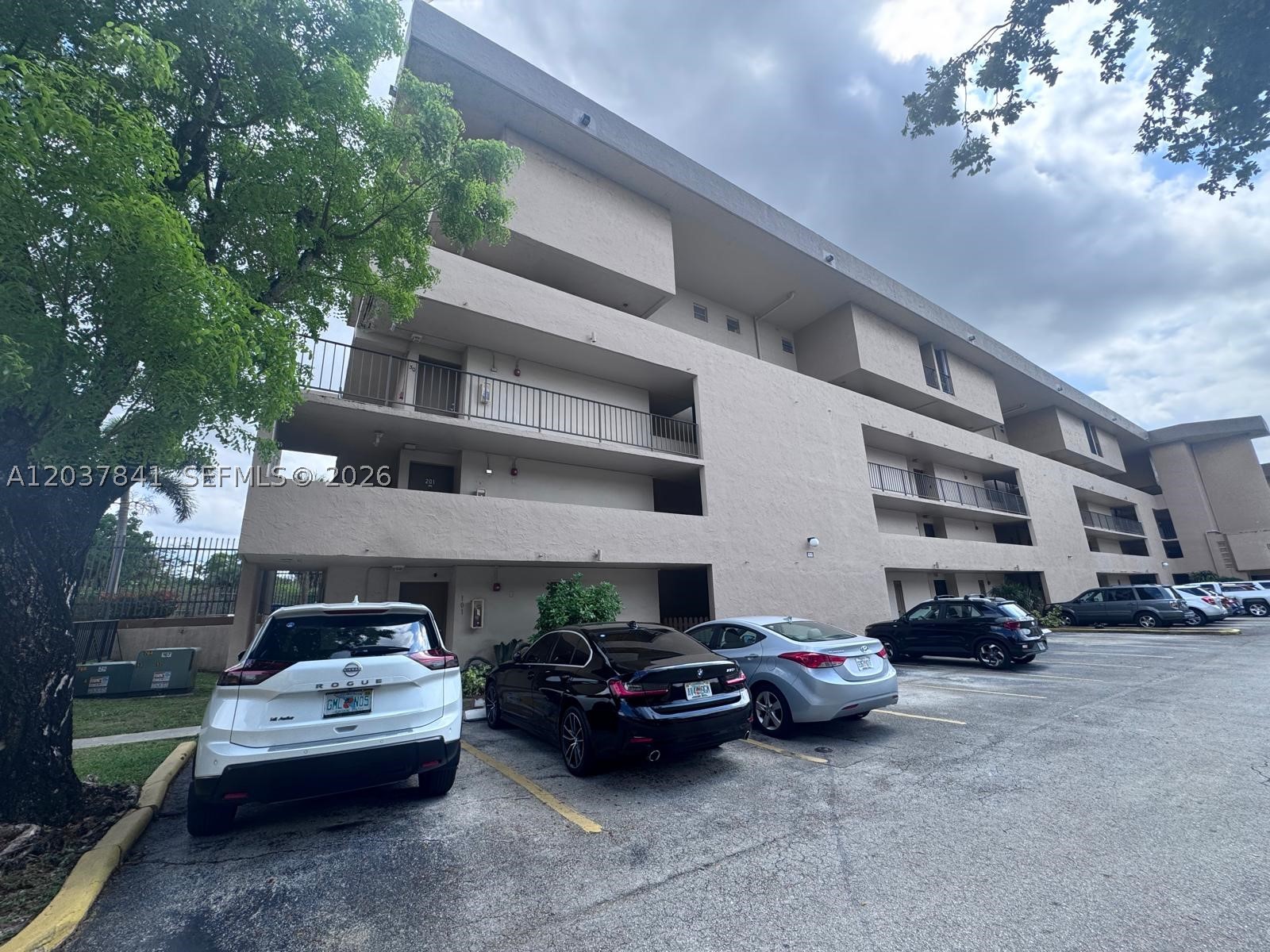 Welcome home! This stunning 2-bedroom, 2-bathroom condo in the sought-after Pinebark community in Miami is fully updated and move-in ready. Enjoy a freshly painted interior, a brand-new kitchen complete with microwave and refrigerator, new blinds throughout, and breathtaking pool views. Pinebark is a quiet, friendly, and beautifully maintained community offering residents a pool, tennis court, and community room — perfectly located near SR-826 and SR-836 with easy access to shopping, dining, and everything Miami has to offer. Won't last long!
