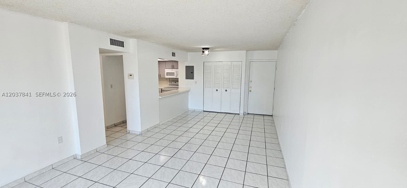 PINEBARK CONDO NO 1 - Residential Lease