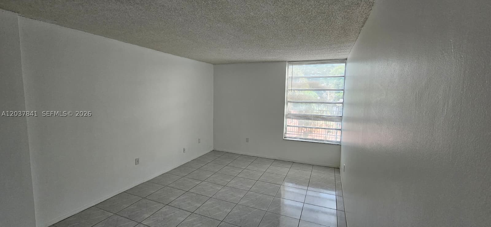PINEBARK CONDO NO 1 - Residential Lease