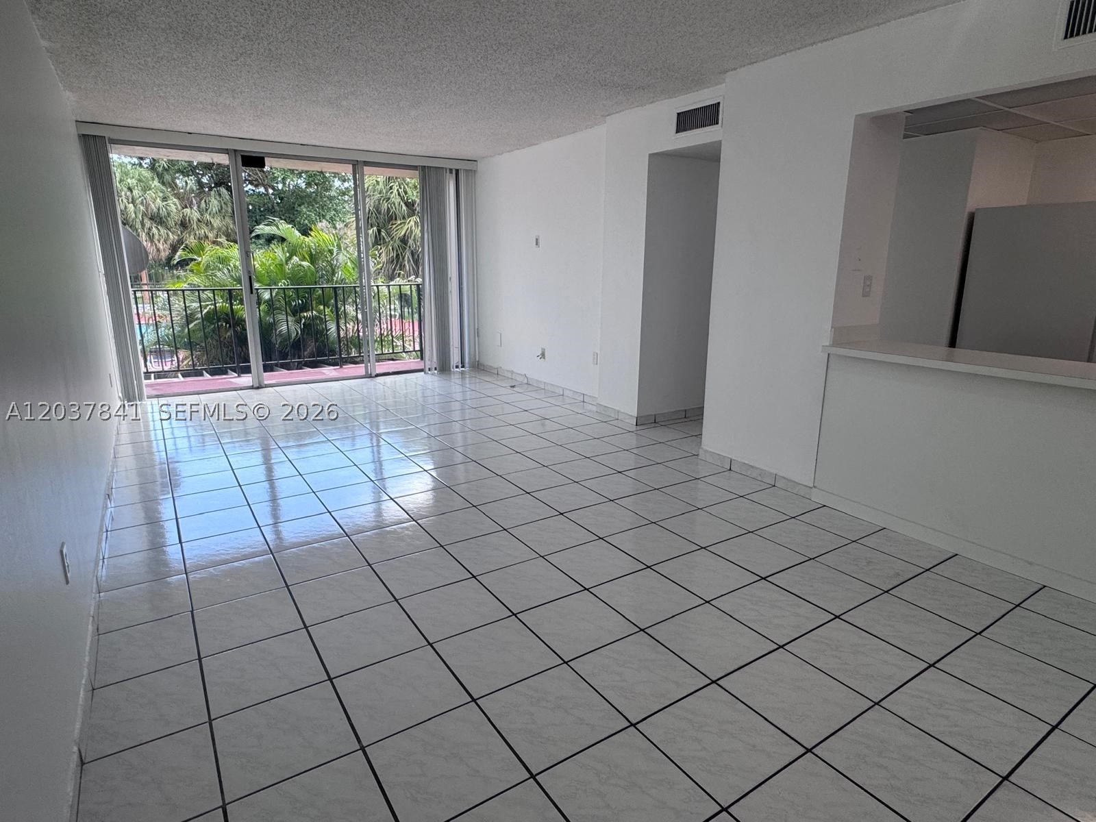 PINEBARK CONDO NO 1 - Residential Lease