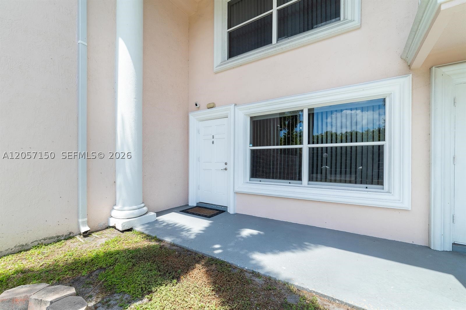 CORAL RIDGE LANDINGS COND - Residential Lease