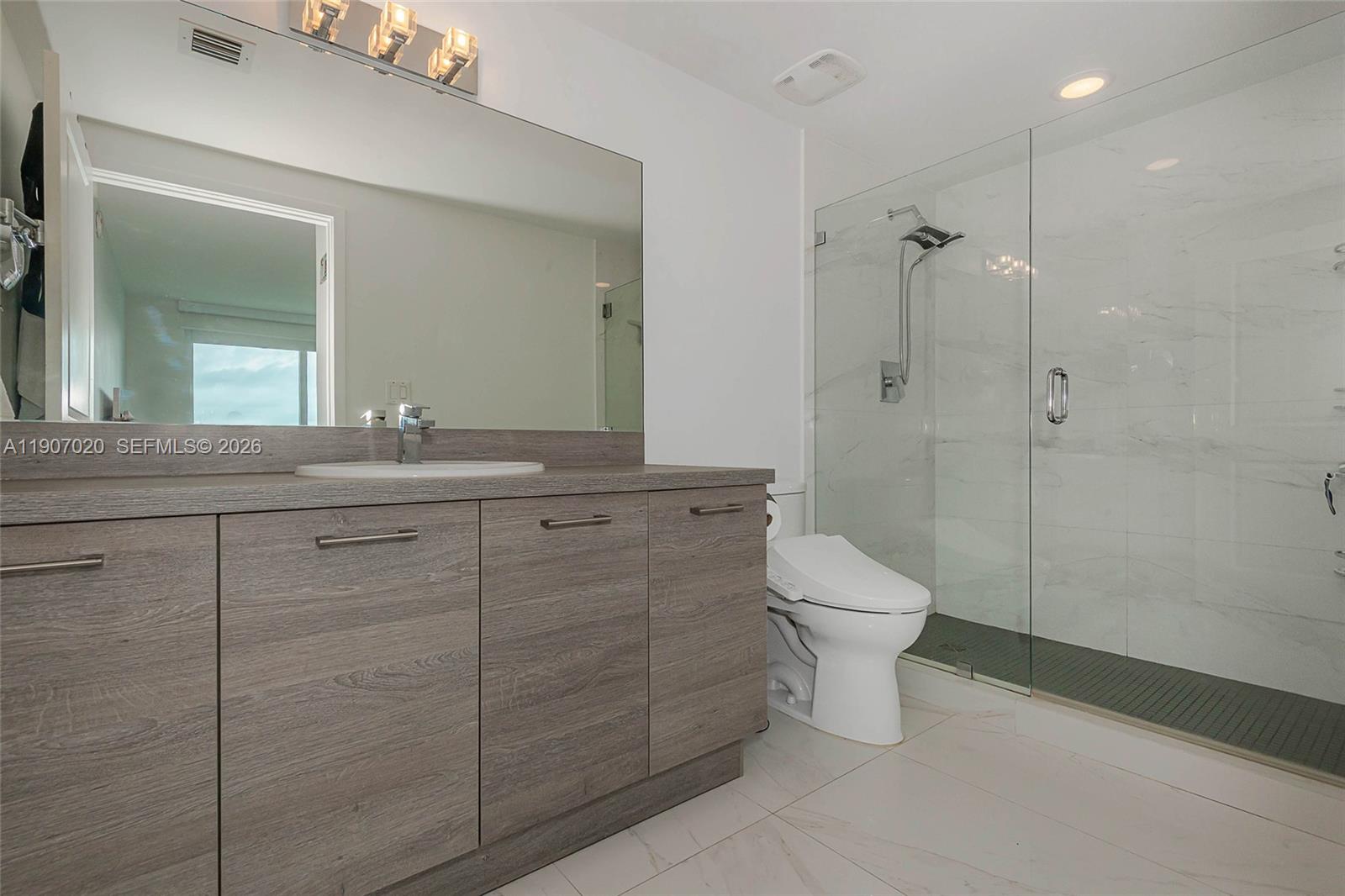 400 SUNNY ISLES CONDO WES - Residential