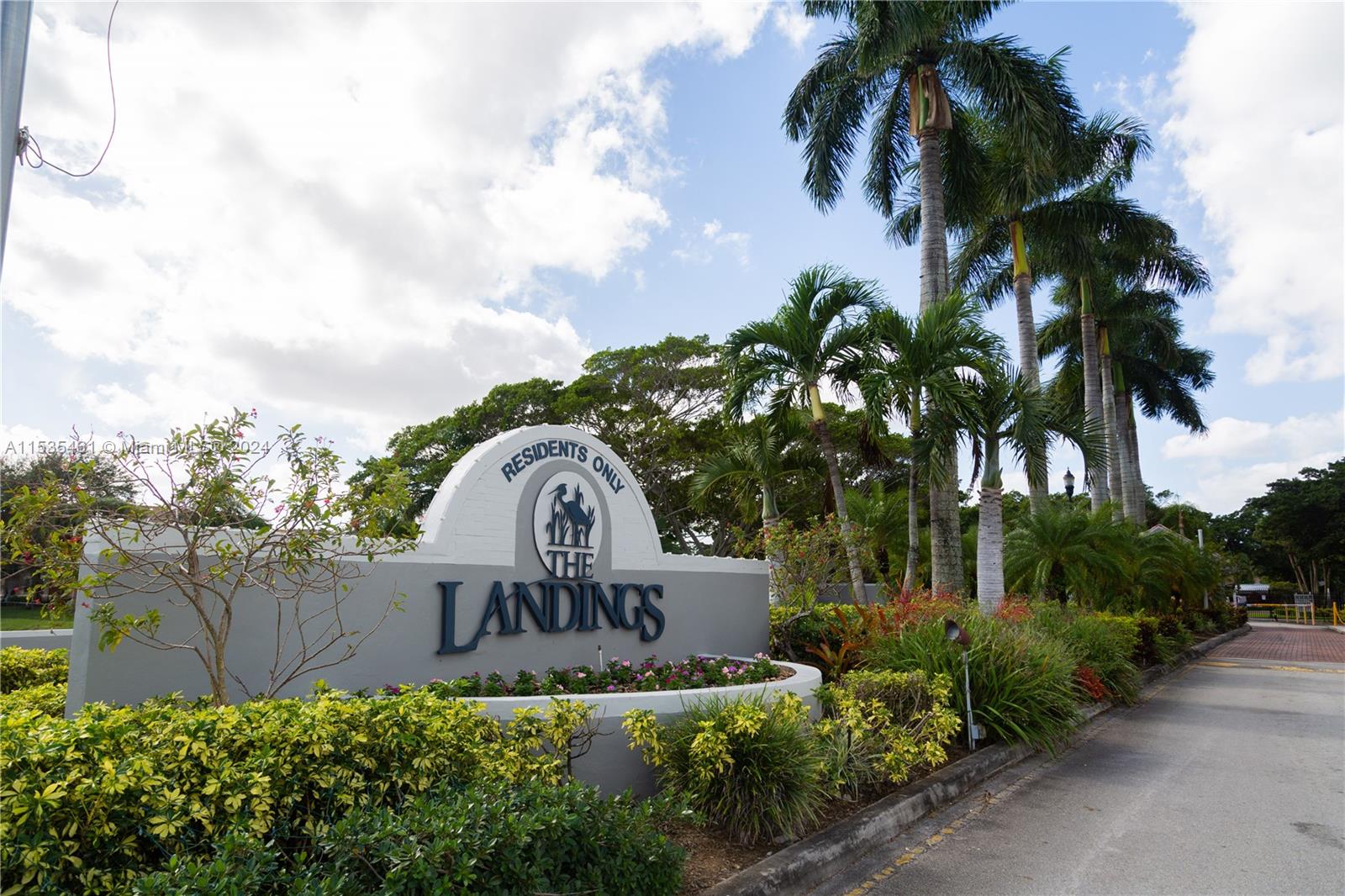 THE LANDINGS - Residential Lease
