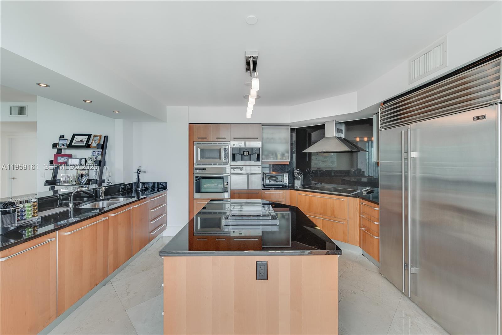 JADE RESIDENCES AT BRICKE - Residential