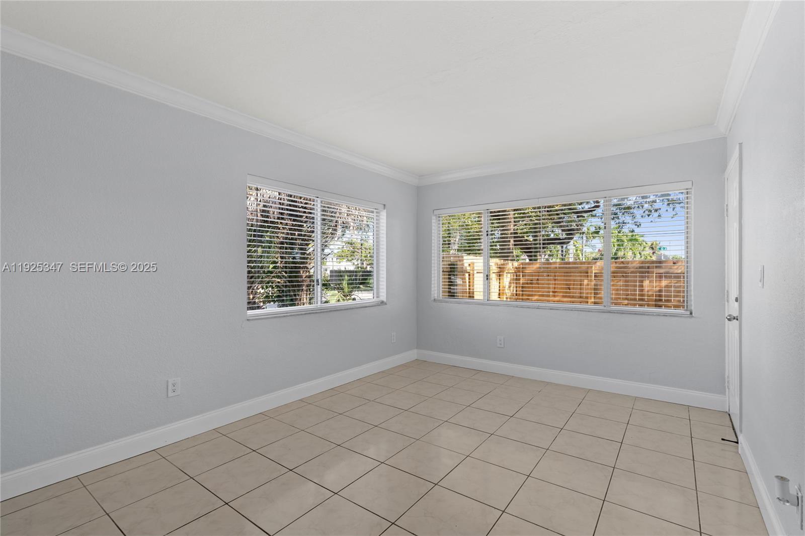 OLAS AZULES CONDO - Residential Lease