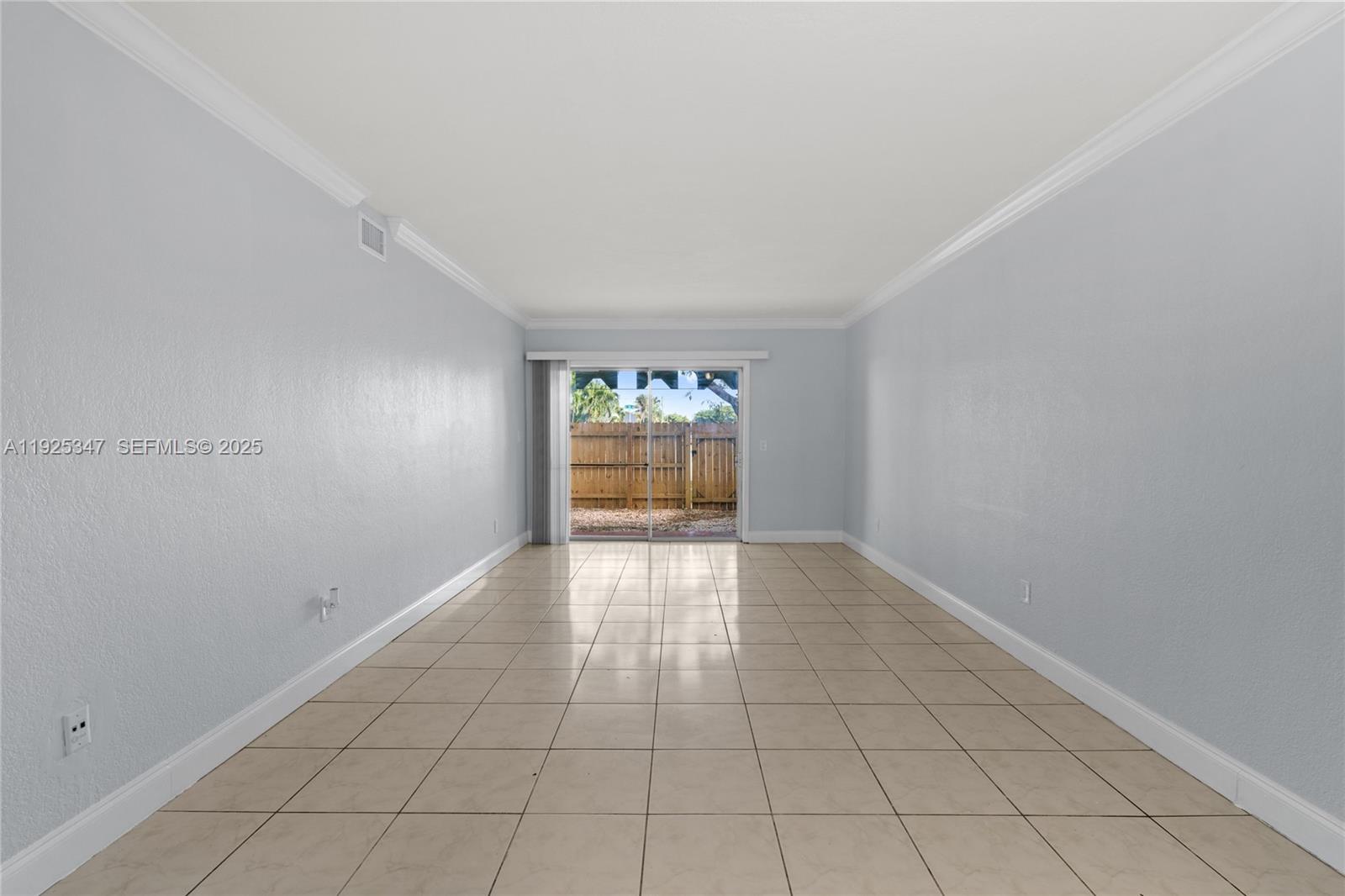 OLAS AZULES CONDO - Residential Lease