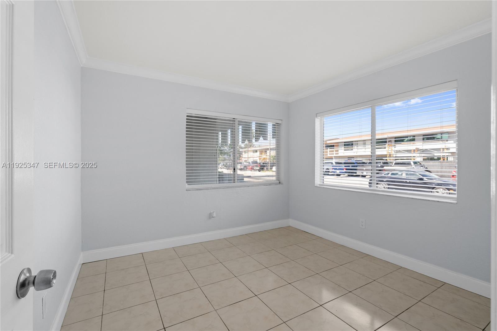 OLAS AZULES CONDO - Residential Lease