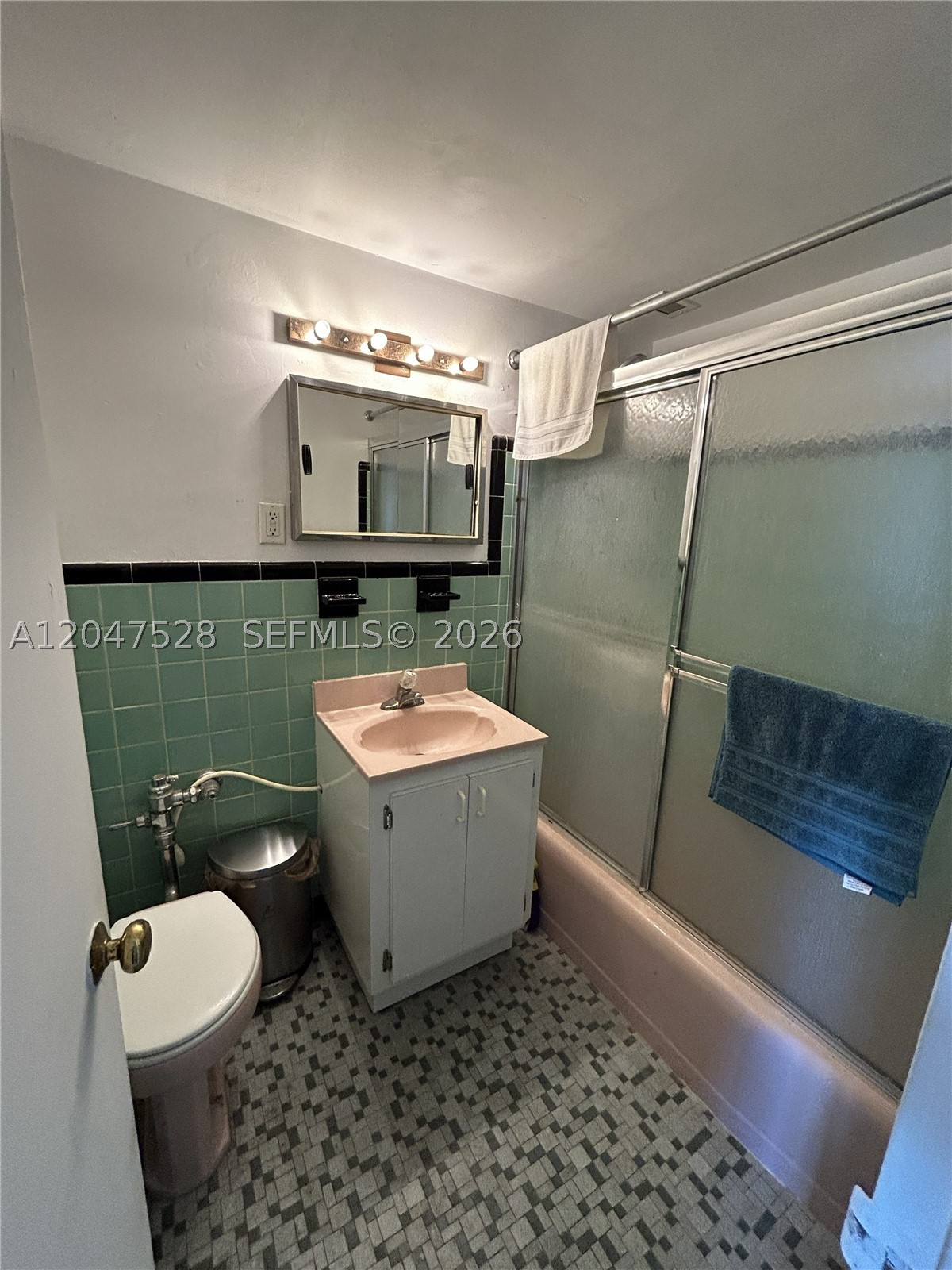AMD PL OF 2ND OCEAN FRONT - Residential Lease