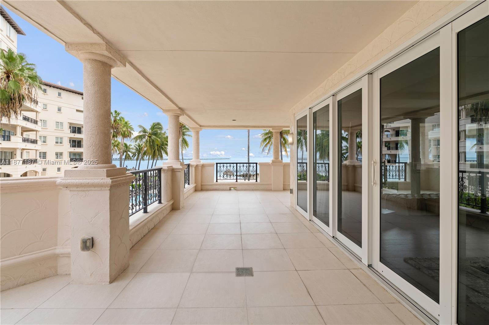 OCEANSIDE AT FISHER ISLAN - Residential