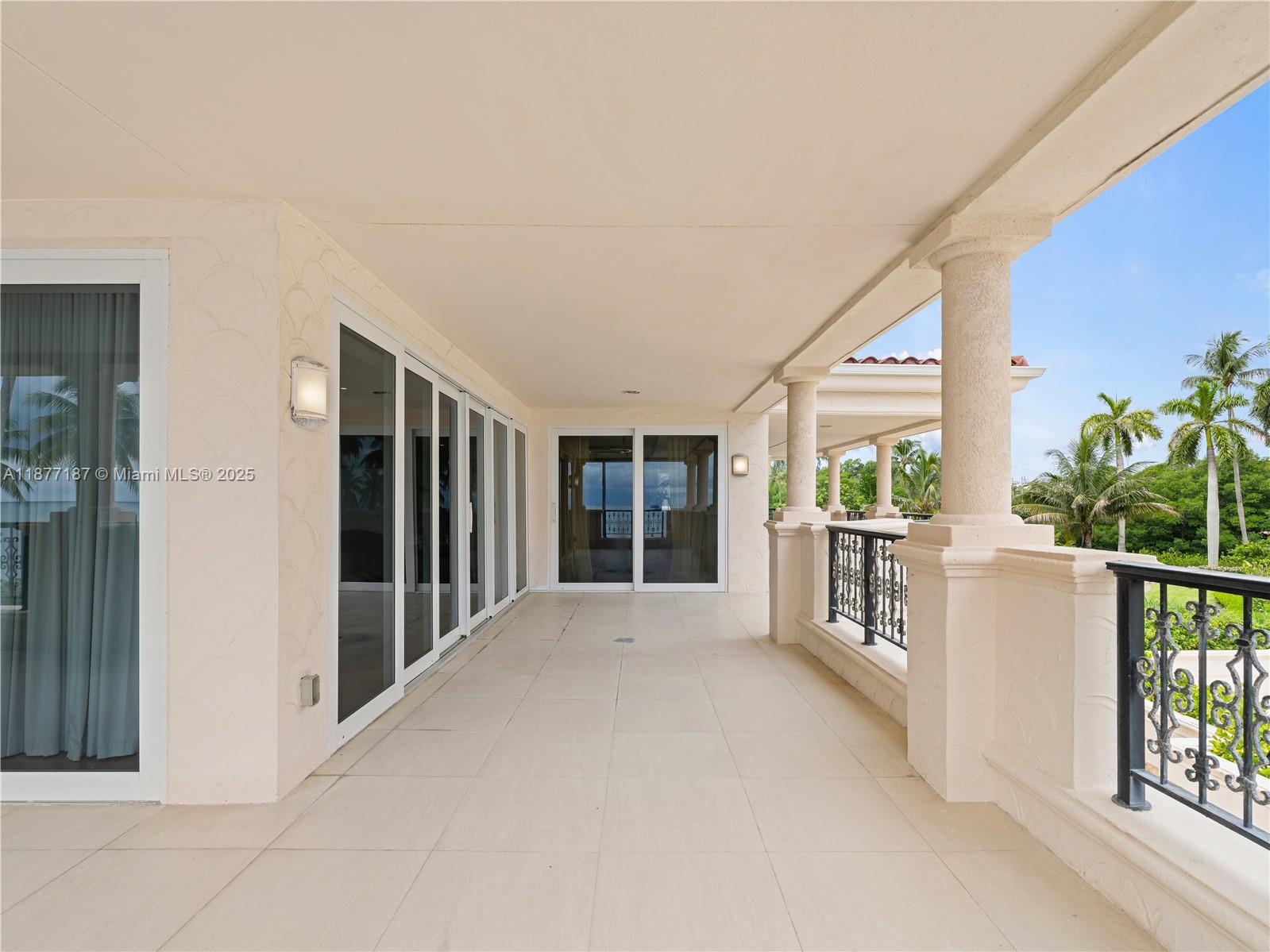 OCEANSIDE AT FISHER ISLAN - Residential
