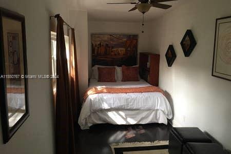 SKY LAKE - Residential Lease