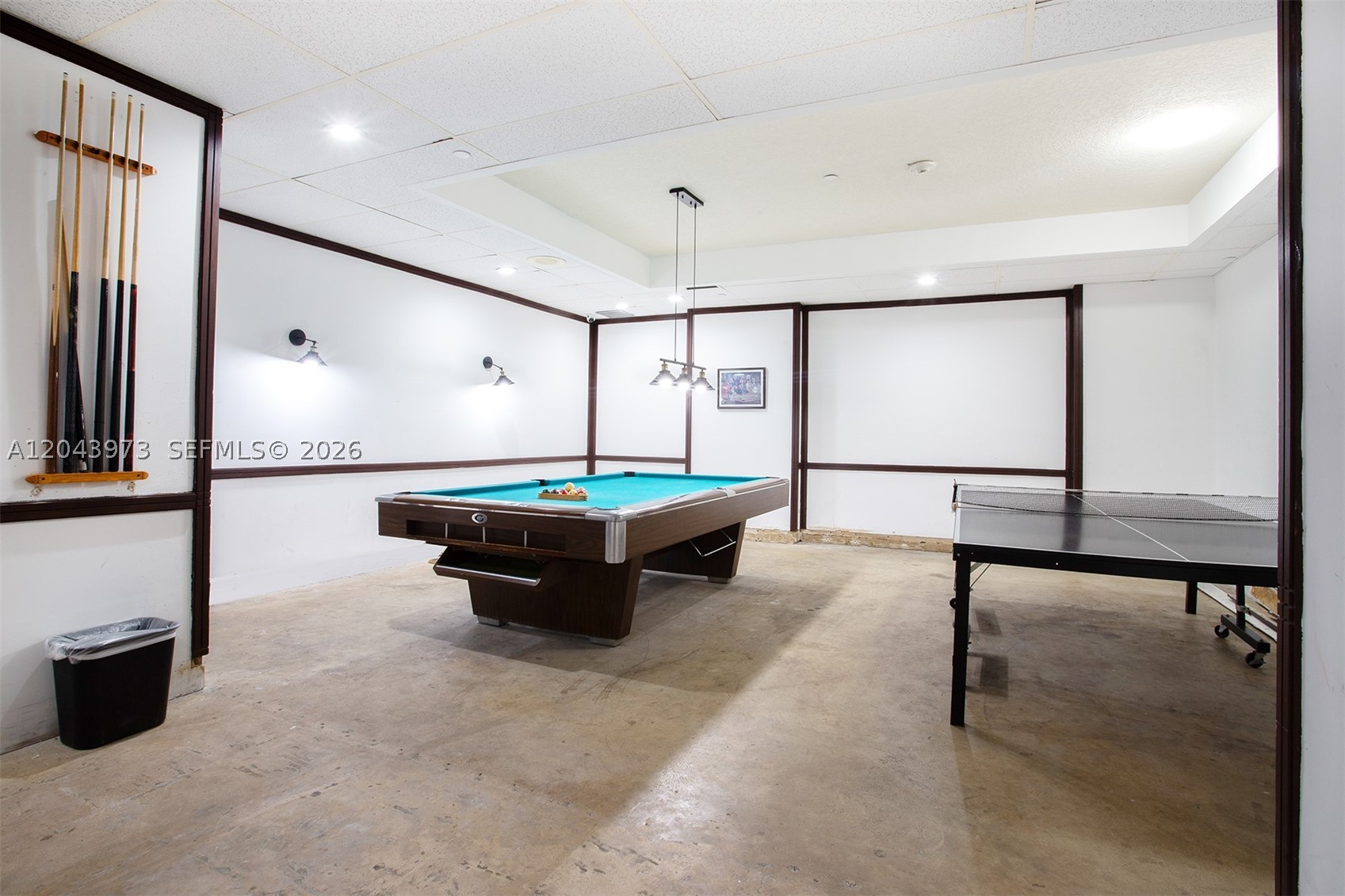 ADMIRALS PORT CONDO WEST - Residential