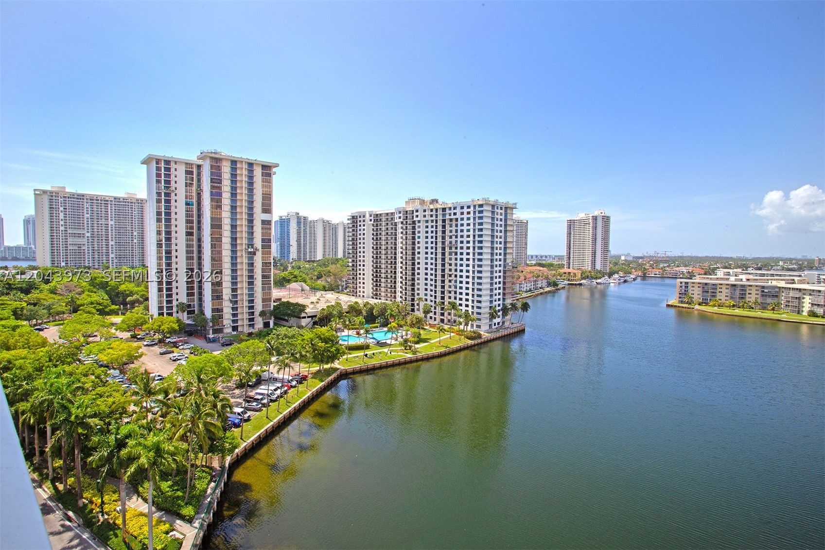 ADMIRALS PORT CONDO WEST - Residential