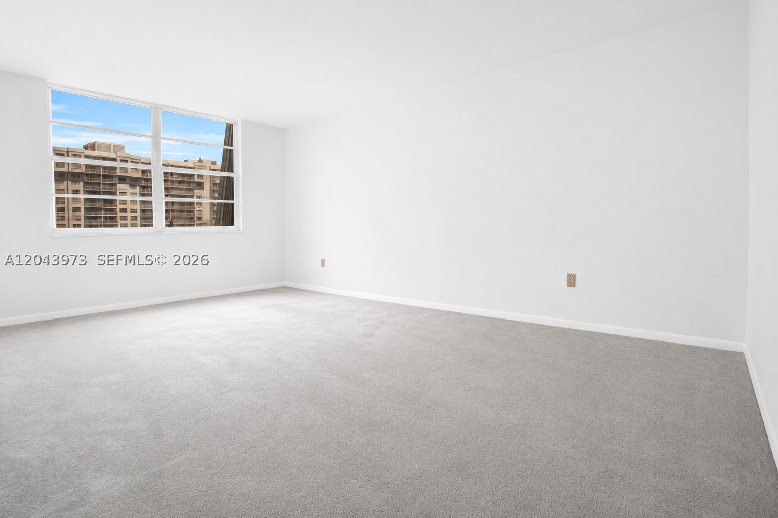 ADMIRALS PORT CONDO WEST - Residential