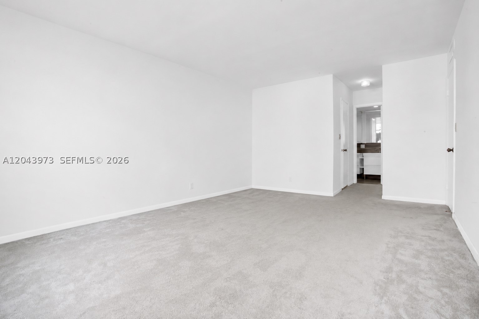 ADMIRALS PORT CONDO WEST - Residential