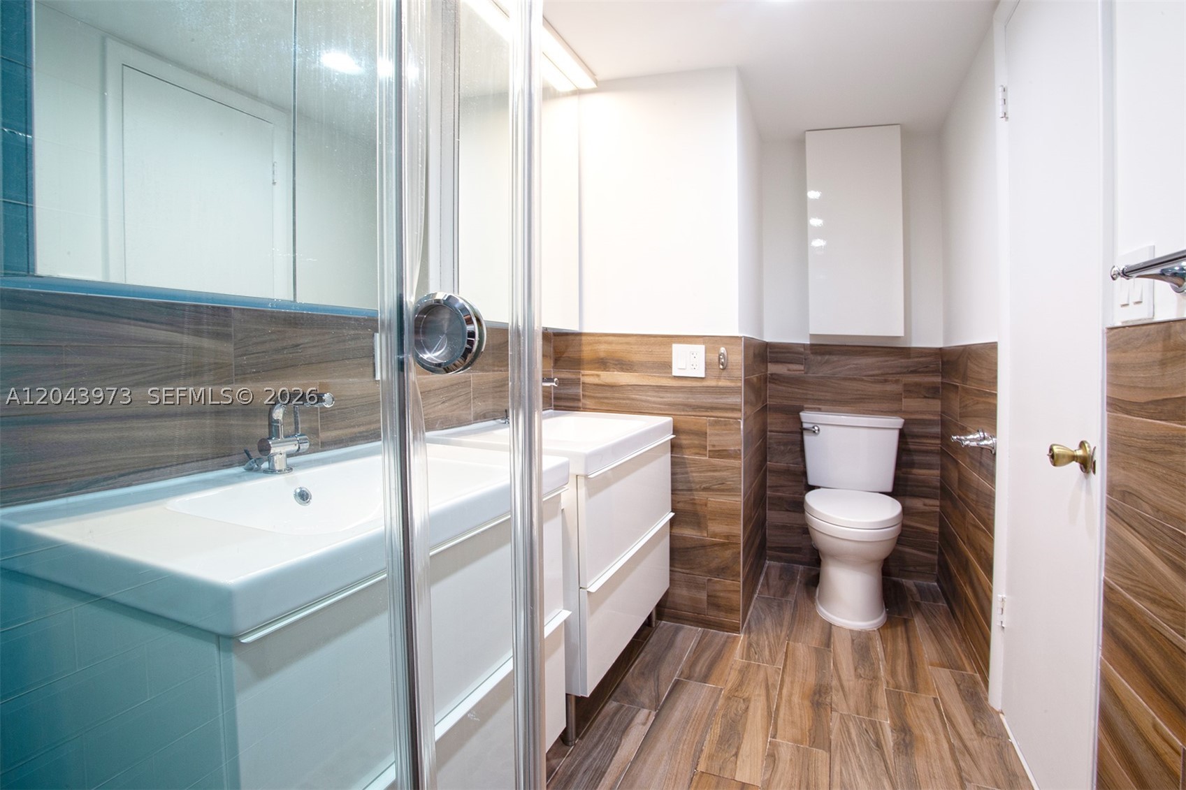 ADMIRALS PORT CONDO WEST - Residential