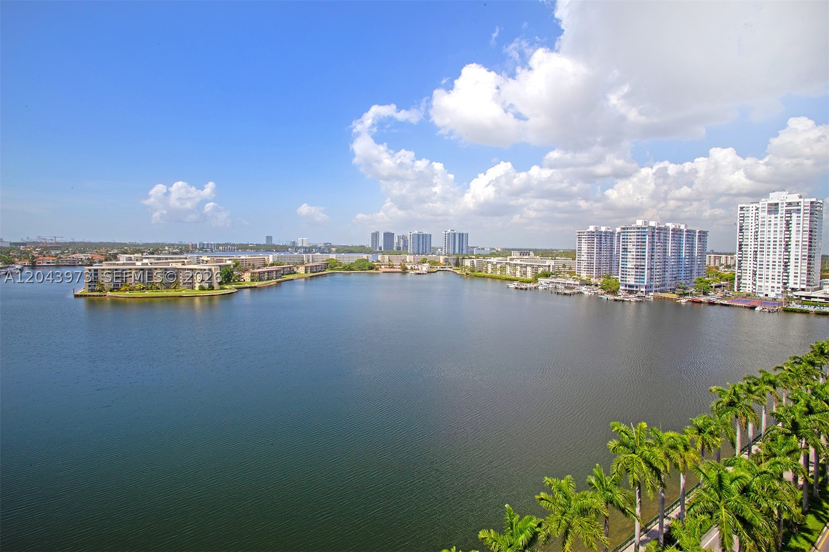 ADMIRALS PORT CONDO WEST - Residential