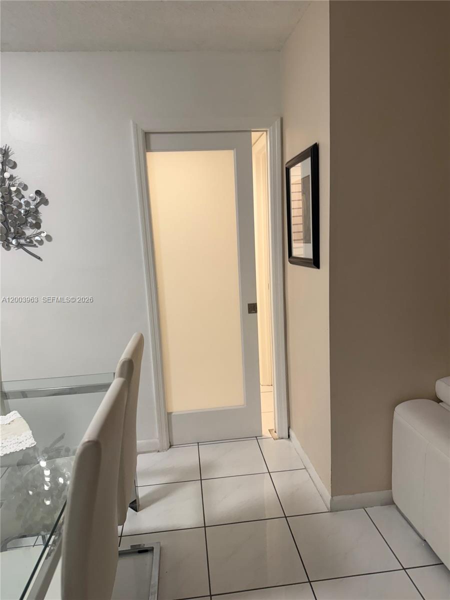 MOON TOWER CONDO - Residential