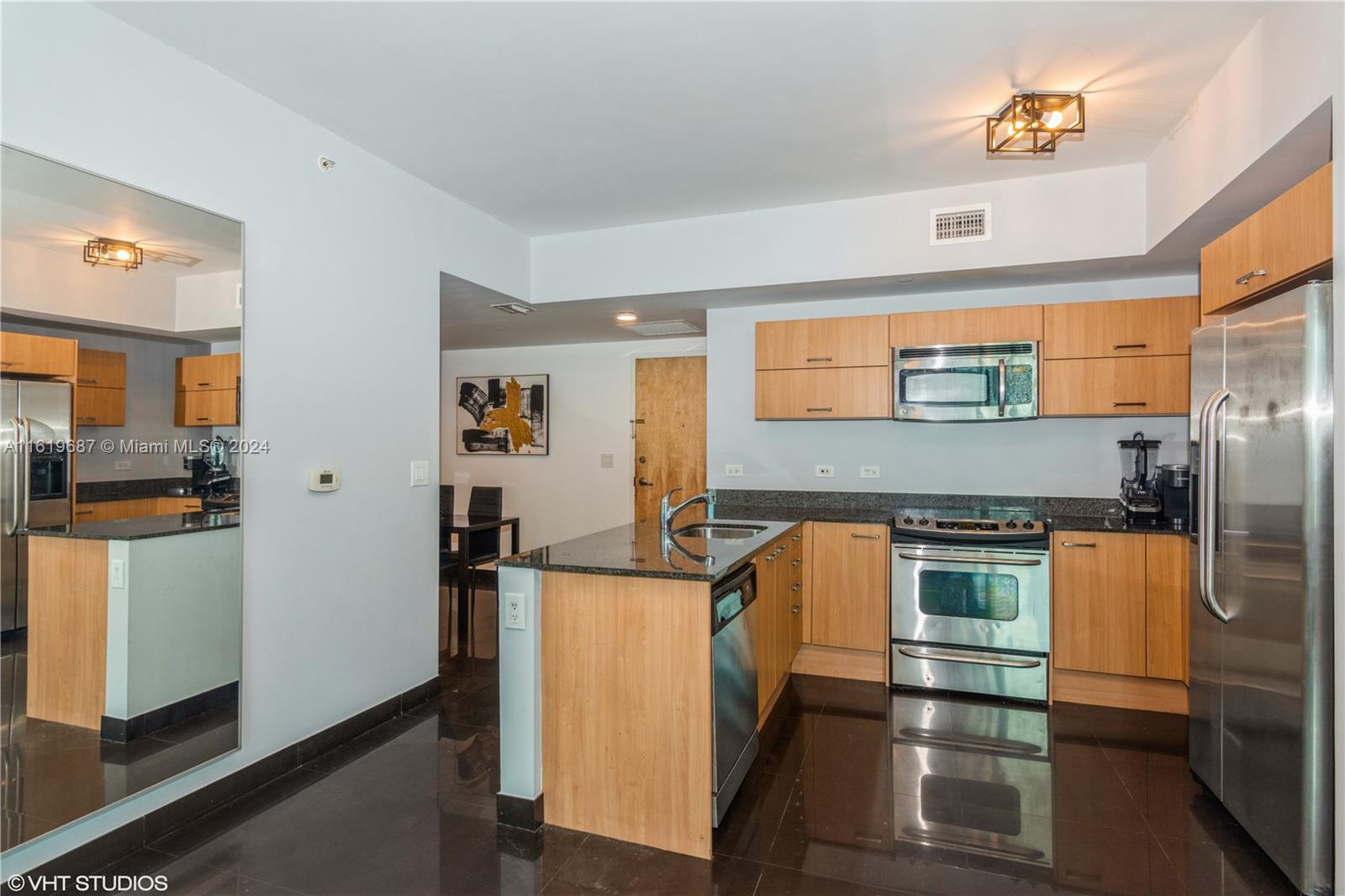 WIND CONDO - Residential