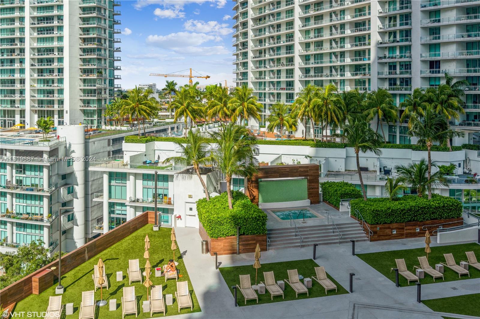 WIND CONDO - Residential