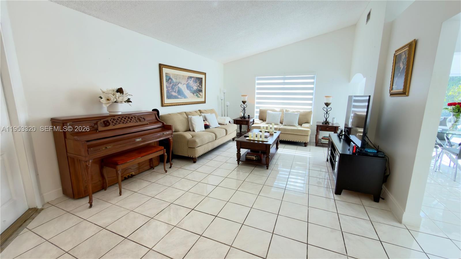 SUNSET SHORES - Residential