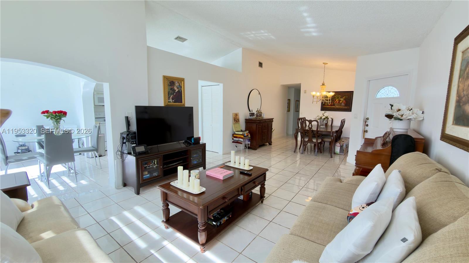 SUNSET SHORES - Residential